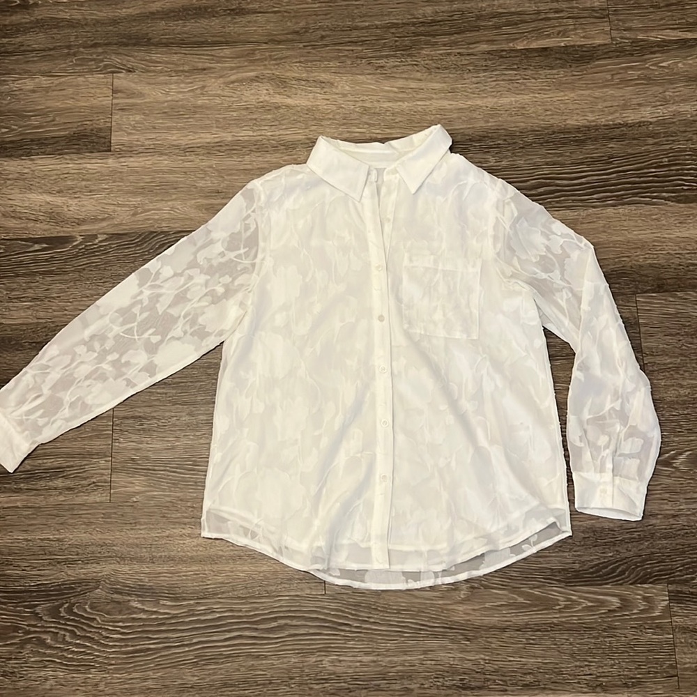 Chiffon floral button up blouse